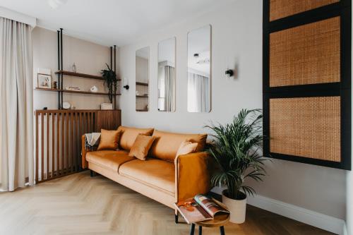 Czysta 4 - Apartament w Centrum Wrocławia, nowoczesny design, taras na dachu i przestrzeń do pracy - Fair Rentals, Wroclaw
