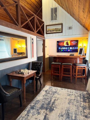 Hodge Podge Lodge in Montgomery, USA