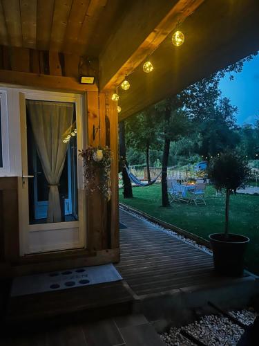 Skats, Country Cottage & Spa in Challes-la-Montagne