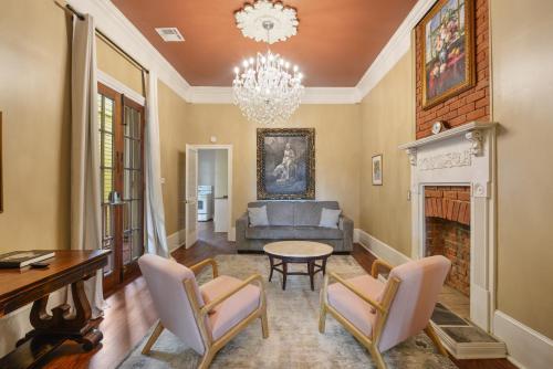 Louis Park Hotel - image 12