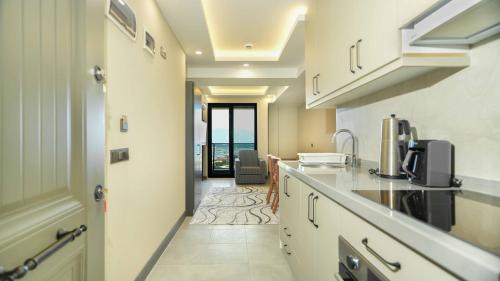 Damira Apart in كيكوفا