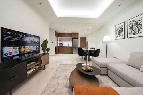 Brand New Stylish 1-Bed Getaway with Private Beach and Palm Views, Dubái (foto 6)