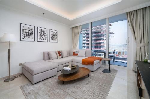Brand New Stylish 1-Bed Getaway with Private Beach and Palm Views, Dubái (foto 4)