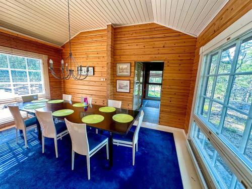 Facilities, Villa Mustikka - Modern Log Villa on a Waterfront Estate in Bromarv