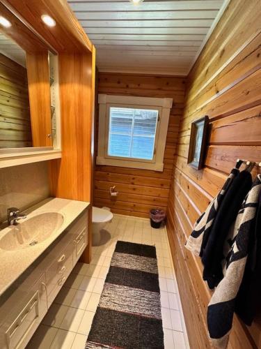 Villa Mustikka - Modern Log Villa on a Waterfront Estate in Bromarv