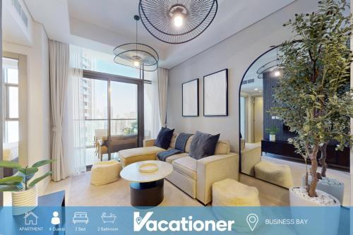 Vacationer Holiday Homes I Luxury 2 Bed Apartment I Business Bay close to Dubai Canal, Dubai