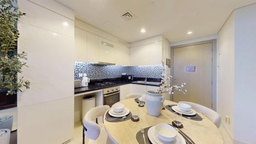 Vacationer Holiday Homes I Luxury 2 Bed Apartment I Business Bay close to Dubai Canal, Dubai (Foto 8)