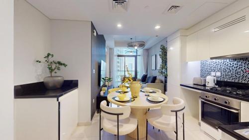 Vacationer Holiday Homes I Luxury 2 Bed Apartment I Business Bay close to Dubai Canal, Dubai (Foto 4)