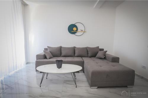 Aqua Vista Lux Raj