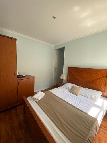 Budget Double Room image 4
