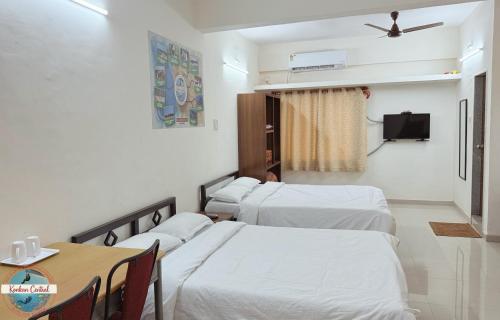 Konkan Central Kankavali AC Family Room