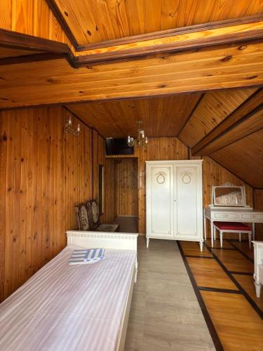 Palac w Czyzowie Szlacheckim in Dwikozy