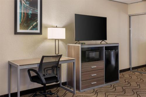 Best Western Heritage Inn - image 12