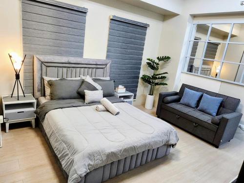 Gallardo Condo Stays at Eighty One Newport Boulevard Newport City, Pasay City near NAIA Terminal 3, Manila