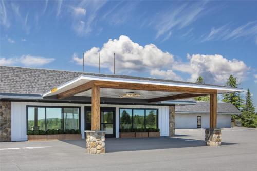 . Best Western Caribou Inn