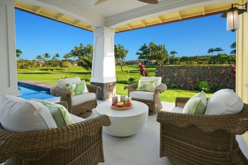 Hale Maia at Kukui ula - Elegant Pool Retreat with Golf Views in Poipu - image 8