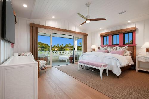 Hale Maia at Kukui ula - Elegant Pool Retreat with Golf Views in Poipu - image 5