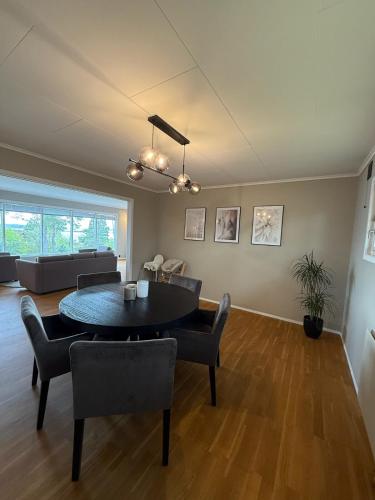 Hermelinveien 6 in 通斯堡市中心