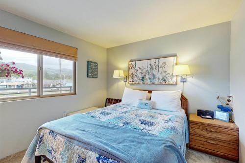 Ocean View Vacay - image 9