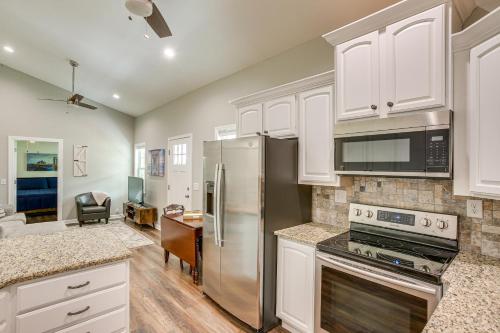 1/2 Mi to Kentucky Downs: Franklin Home w/ Patio! in Portland (TN)