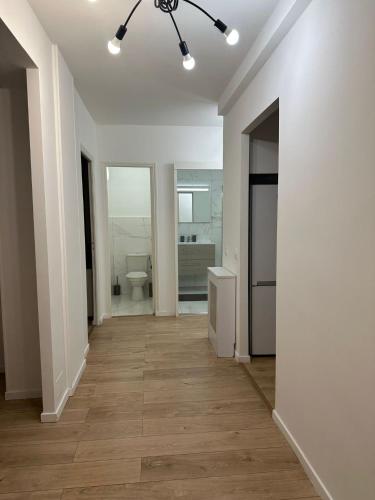 2 Bedroom Ocean view Apartment, Nice (photo 8)