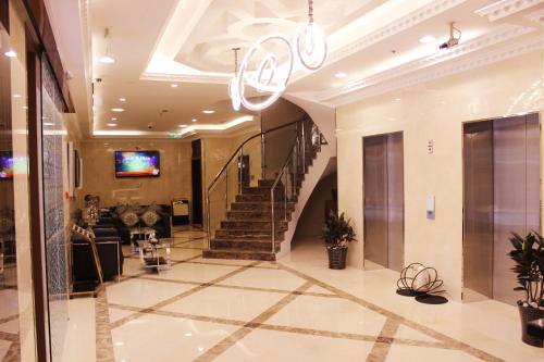 Lobi, Montreal Naif Hotel in Dubai