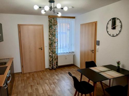 廚房, Ferienwohnung König (Ferienwohnung Konig) in 阿倫策/阿爾特馬克