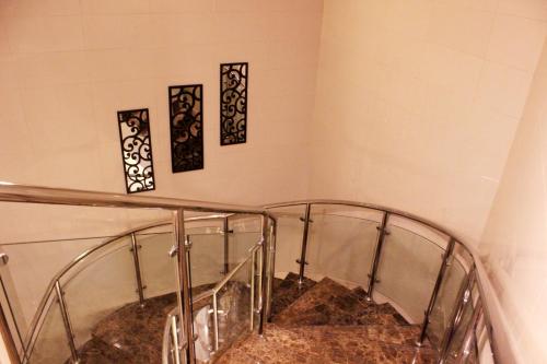 蒙特利尔纳伊夫酒店 蒙特利尔纳伊夫酒店