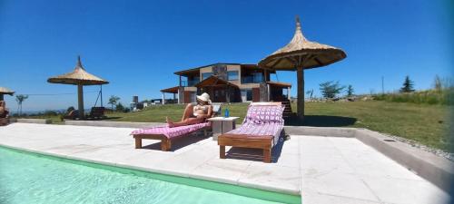 Peldbaseins, Las Calandrias in Villa Berna