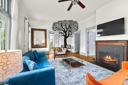 Stunning Nashville Home close to Downtown and Bdwy