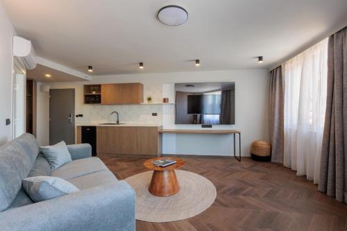 Hotel Sea Sand 2