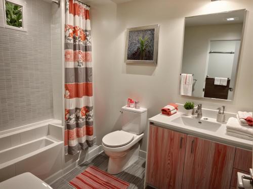 One-Bedroom Premium Apartment image 1