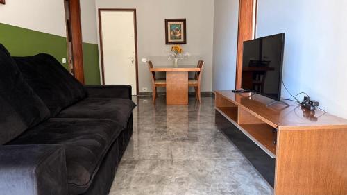 One-Bedroom Apartment image 7