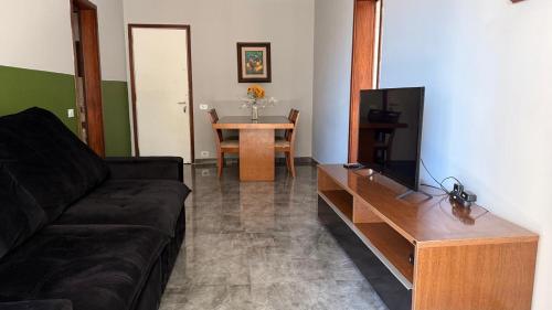 One-Bedroom Apartment image 6