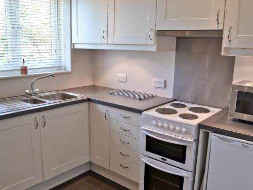 Buitenkant, Grey Ladies in East Beckham