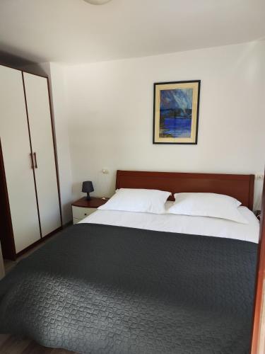 Two-Bedroom Apartment with Terrace image 6