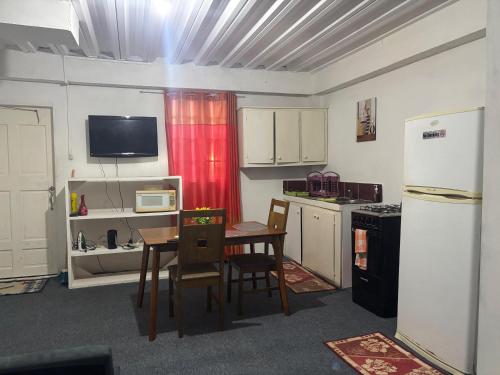 ห้องครัว, Alfred apartments in สการ์บอรูธ์