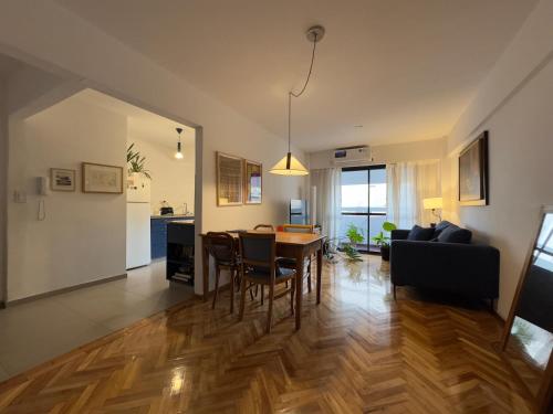 Apartment with art in Rosario river area, Rosario