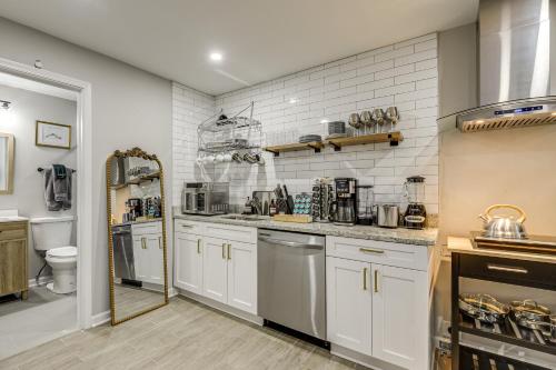 Cheverly Vacation Rental Less Than 9 Mi Washington, DC! in เชเวอร์ลี (แมรีแลนด์)