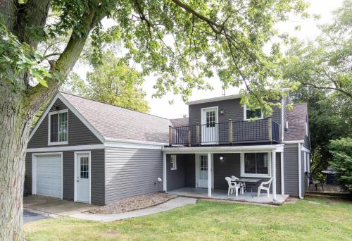 Cottage Near Cedar Point & Beach in Huron (OH)