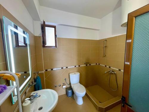 Two-Bedroom Apartment image 3