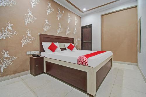 Classic Triple Room room in Hotel O Star Chaman