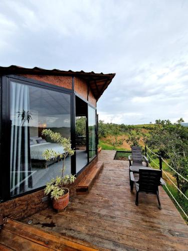 Tacuara House