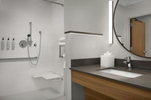 Fairfield by Marriott Inn & Suites Portland Newberg - image 11