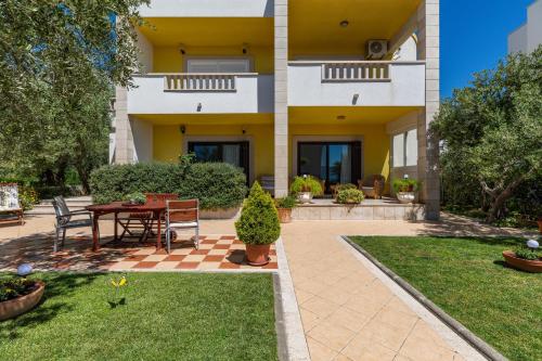 Apartments with a parking space Duce Omis - 2778 