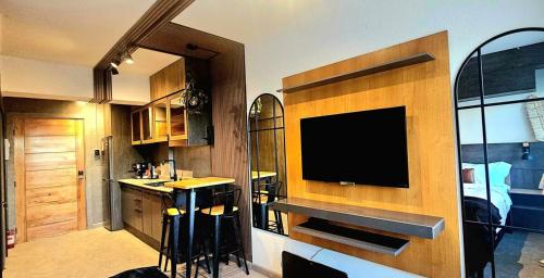 Ymú Apartment