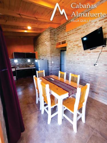 Cabañas Almafuerte (Cabanas Almafuerte) in Villa Amancay