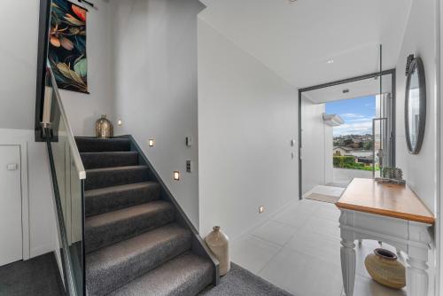 Three-Bedroom Apartment image 1