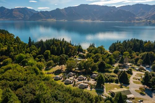 Cross Hill Glamping in Lake Hawea