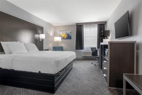 . SureStay Plus by Best Western St. James Donaldsonville